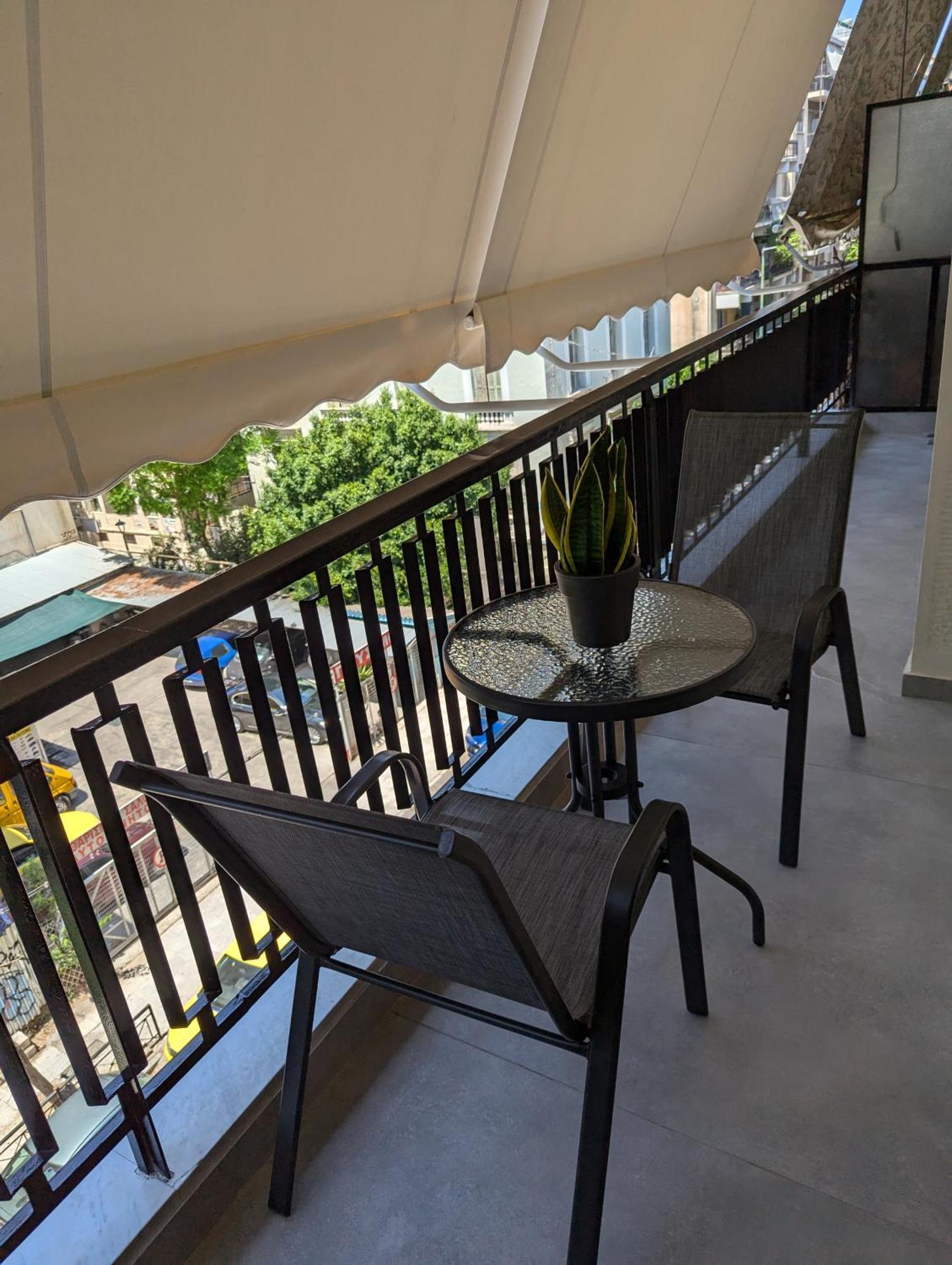 Bright & Cozy Apartment, Atenas Exterior foto